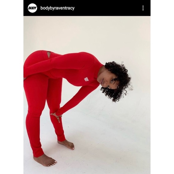 ❗SOLD❗Rare!! Red Legging Set From Body By Raven - Picture 7 of 8